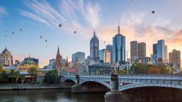 Melbourne hotels near Immigration Museum