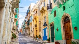 Find cheap flights to Malta