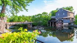 Find cheap flights to Pigeon Forge