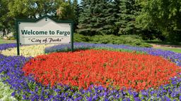 Fargo hotels near Roger Maris Museum