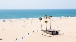 Hotels near Santa Monica Airport