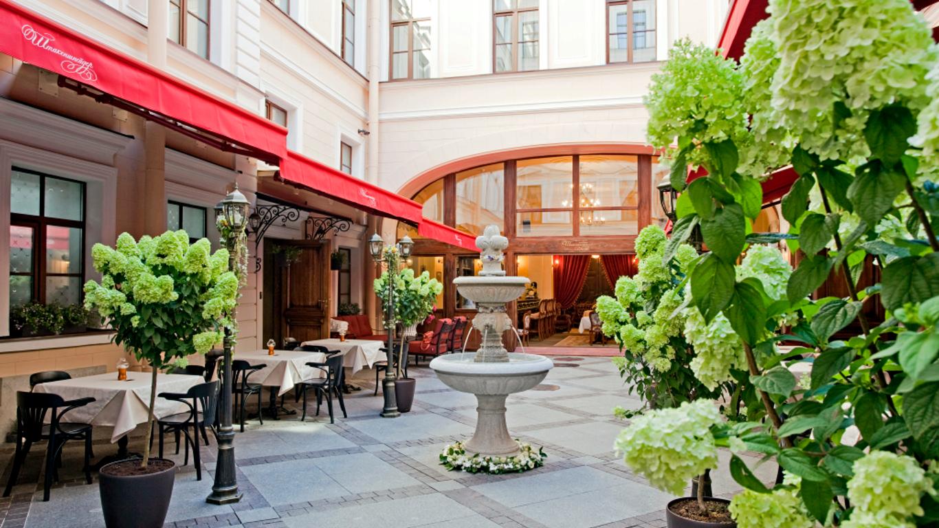 Ekaterina Hotel