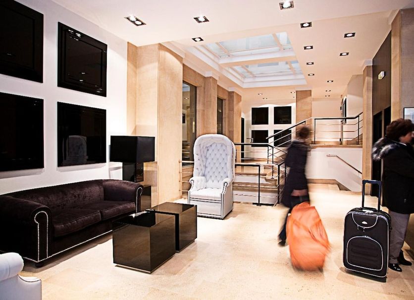 Lobby Photo