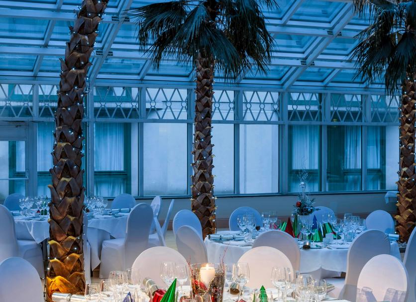 Banquet hall Photo