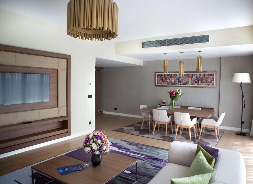 Dining room Photo