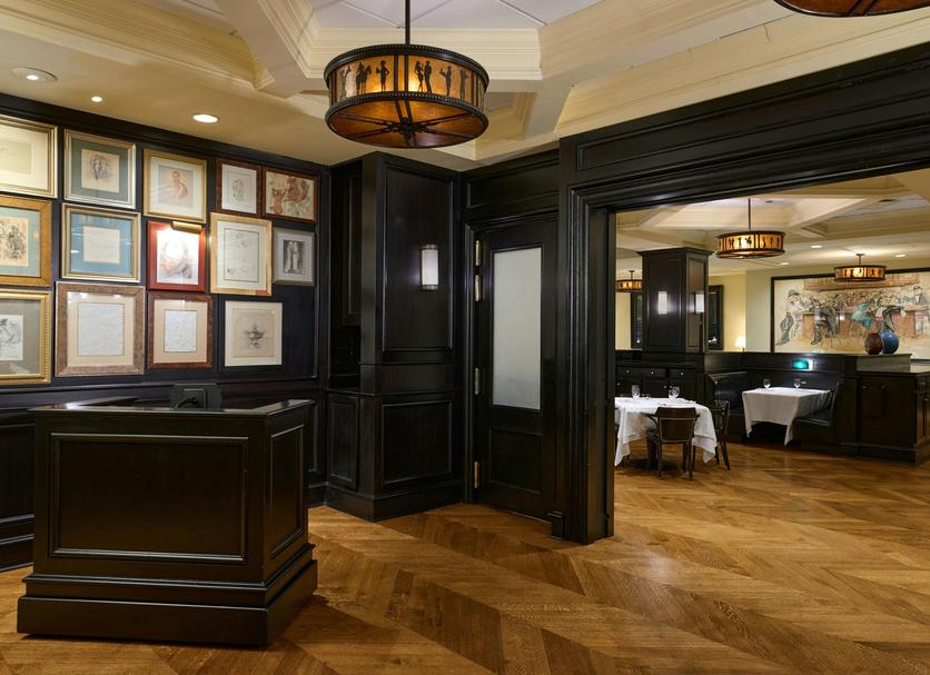 Restaurant Photo