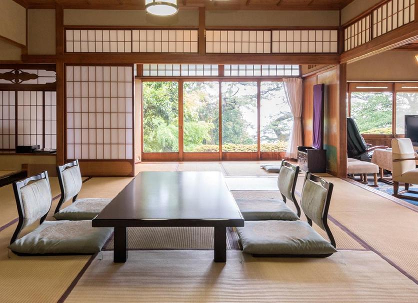 Dining room Photo