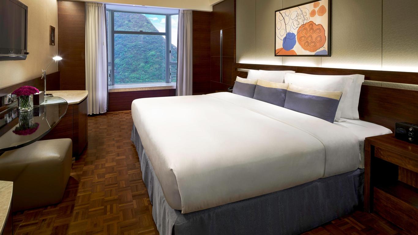 Nina Hotel Island South