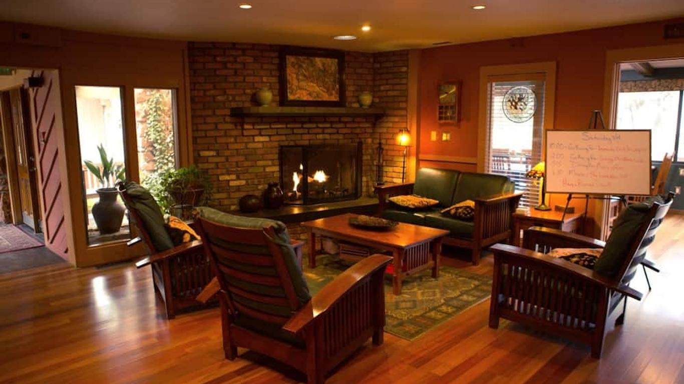 Lodge At Sedona