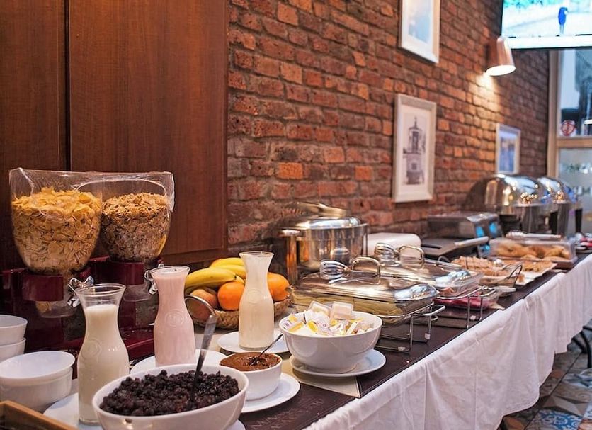 Buffet Photo