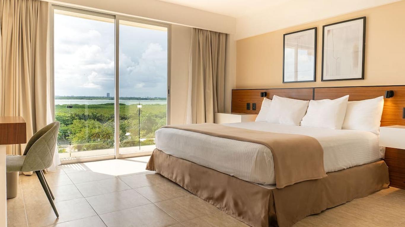 Hotel Calypso Cancun