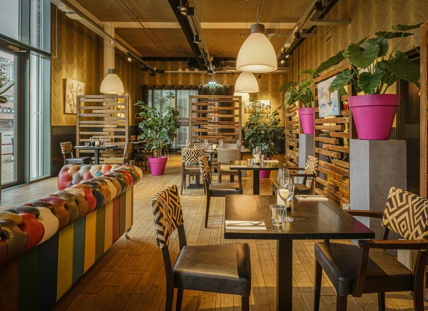 Restaurant Photo