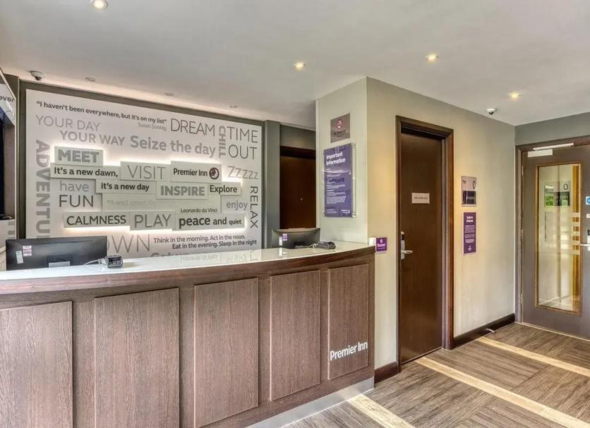 Front desk Photo
