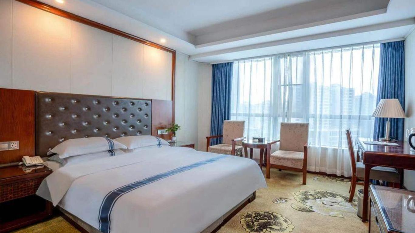 Coral Hotel