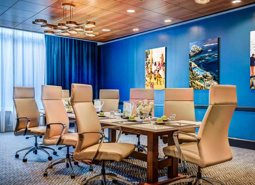 Conference room Photo