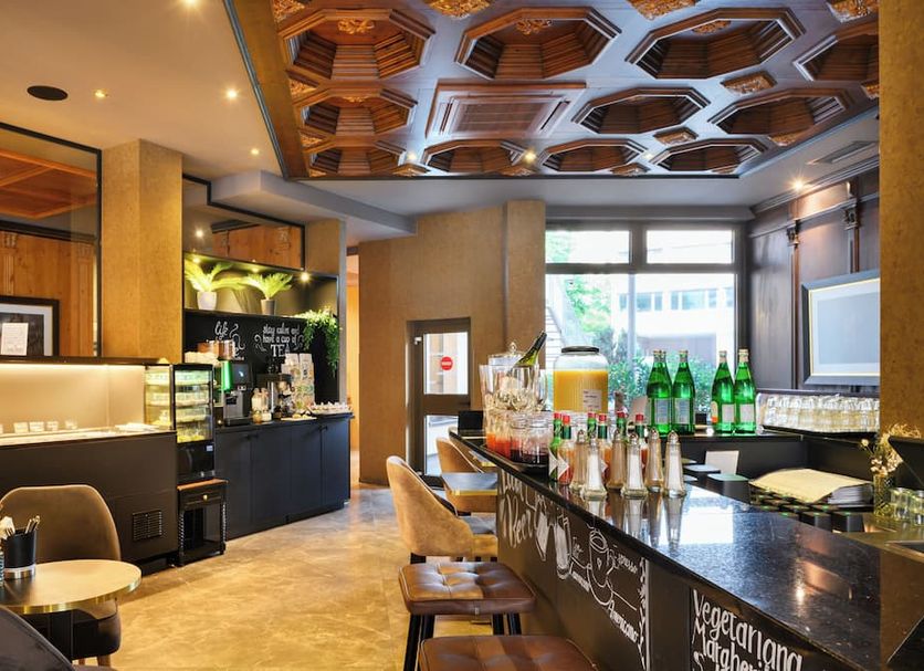 Bar Photo