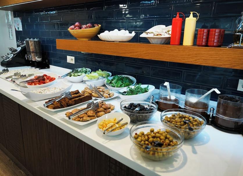 Buffet Photo