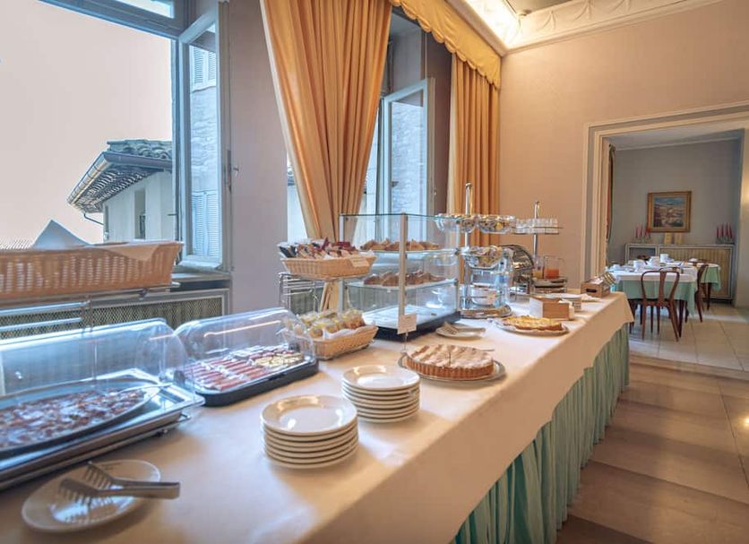 Buffet Photo