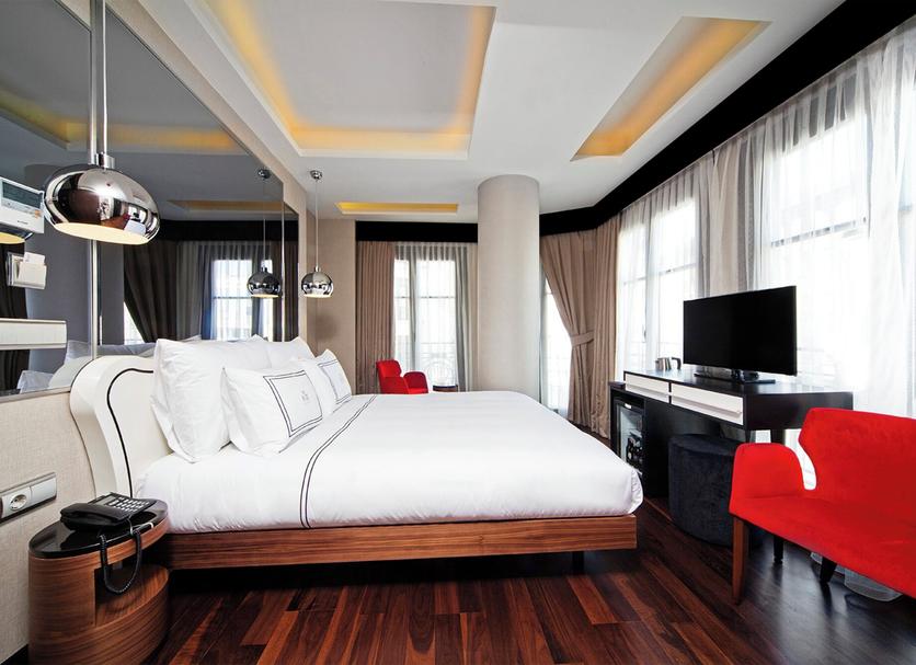 Bedroom Photo