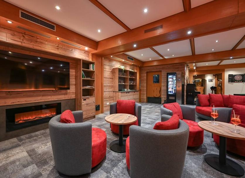 Lounge Photo