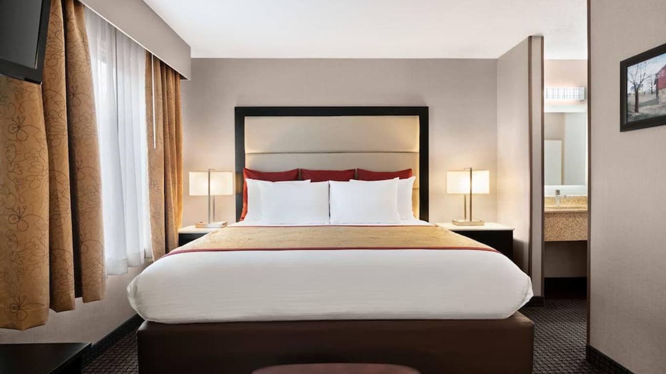 Lancaster Suites