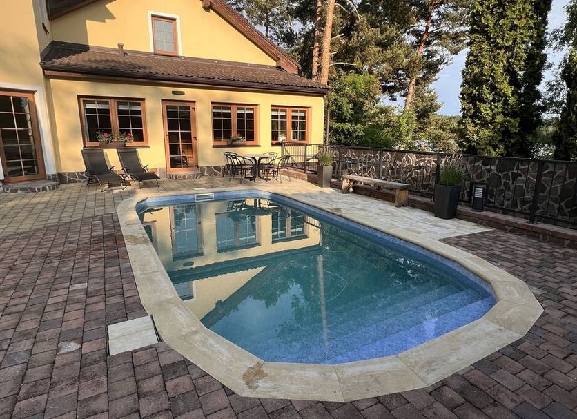 Pool Photo