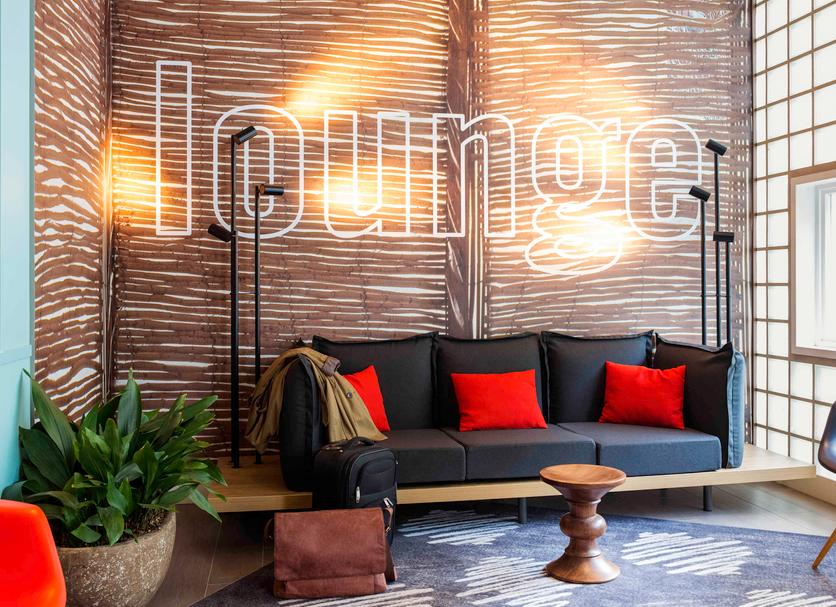 Lounge Photo