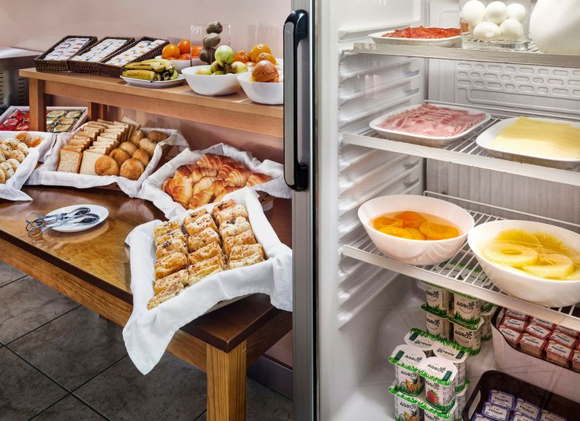 Buffet Photo