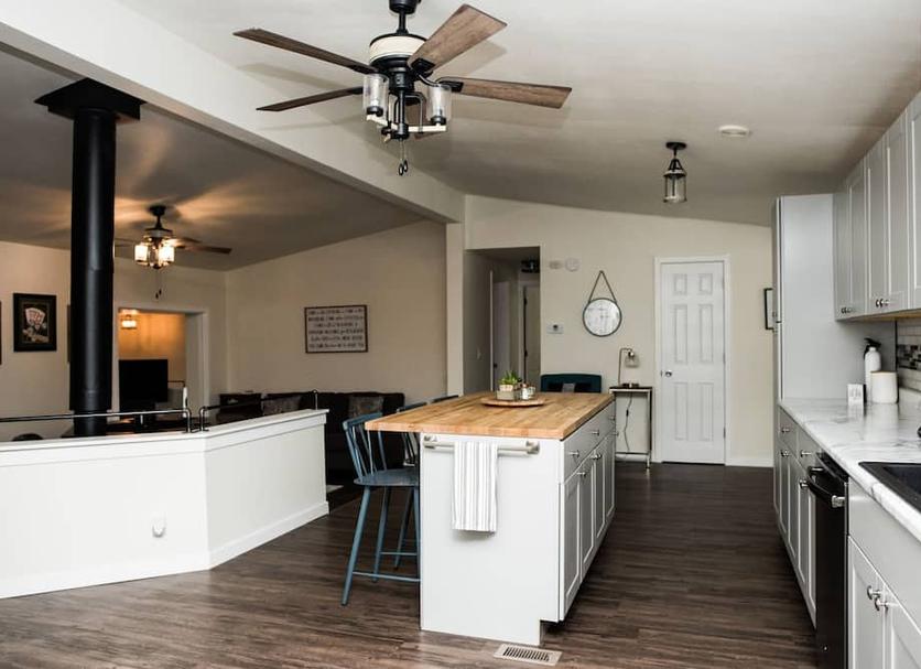 Kitchen Photo