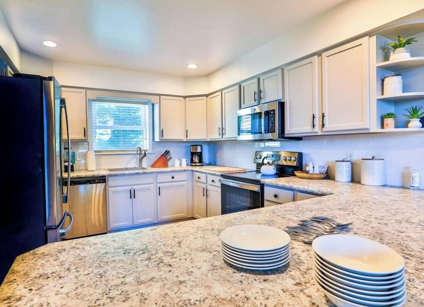 Kitchen Photo