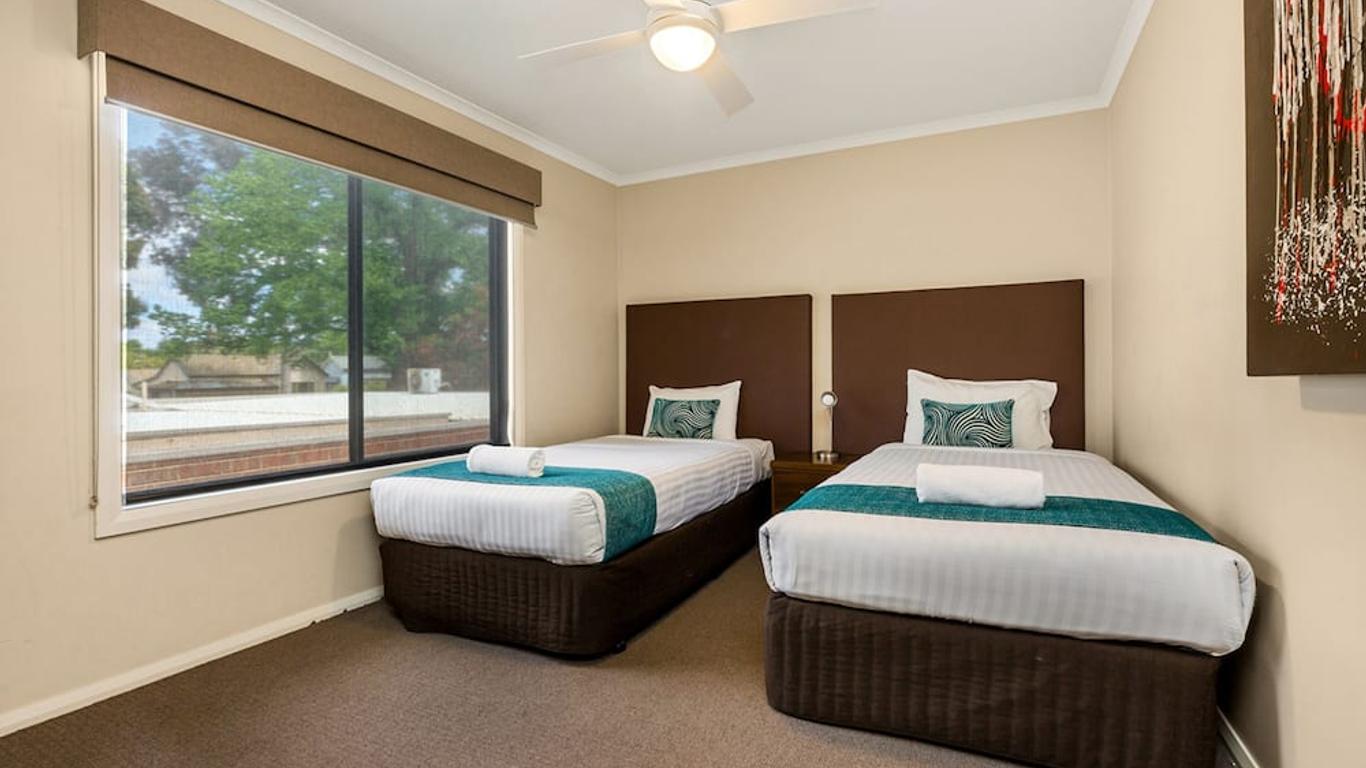 National Hotel Complex Bendigo