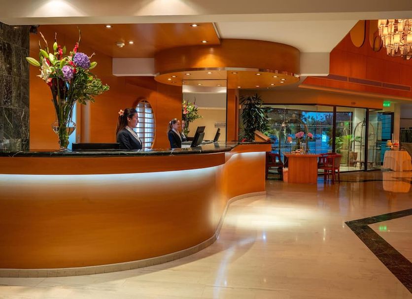 Front desk Photo