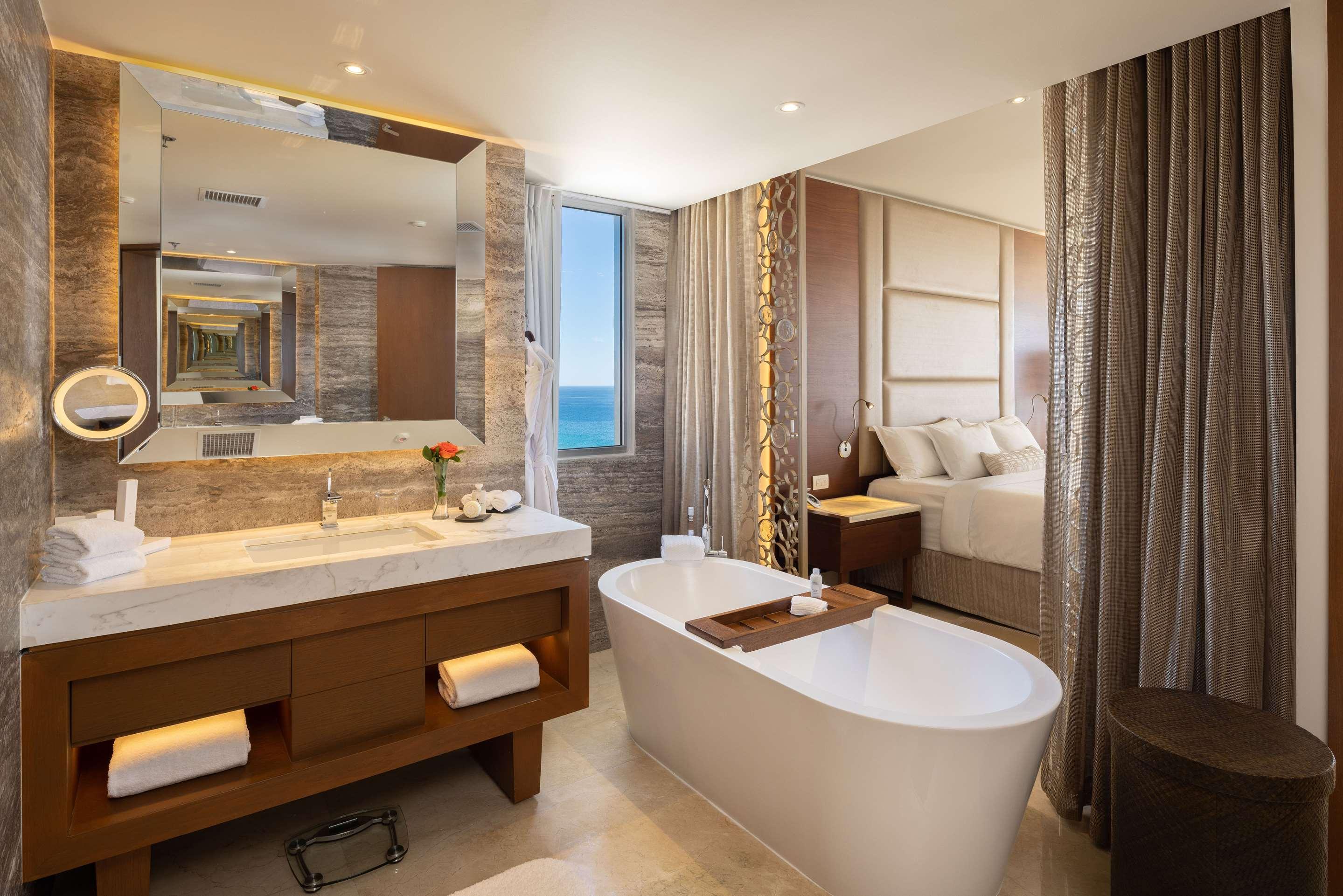 Le Blanc Spa Resort Los Cabos Adults Only from ₪2,679. San