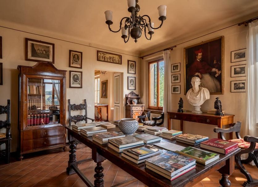 Dining room Photo