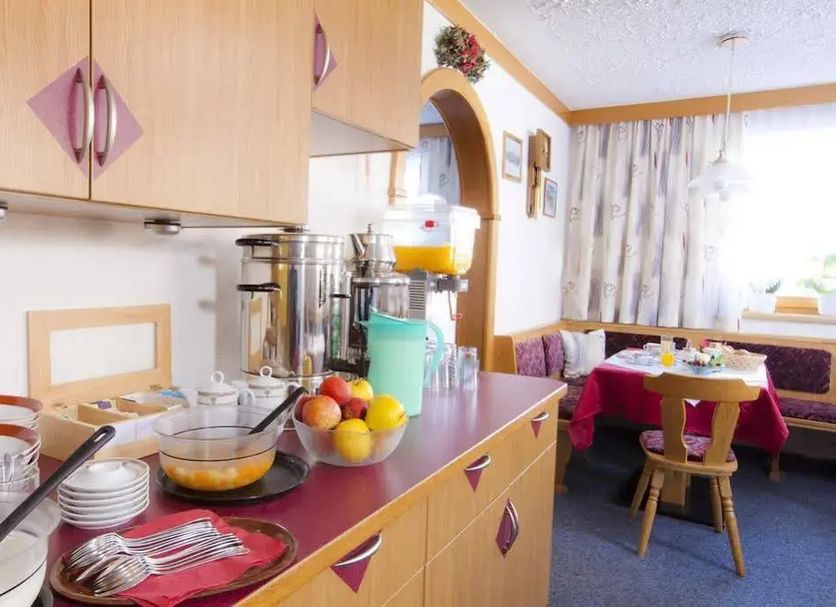 Kitchen Photo