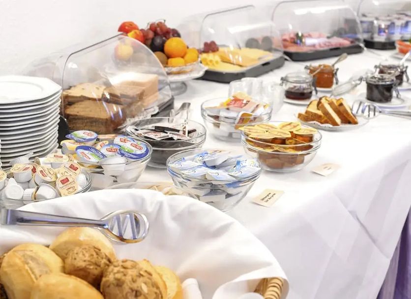 Buffet Photo