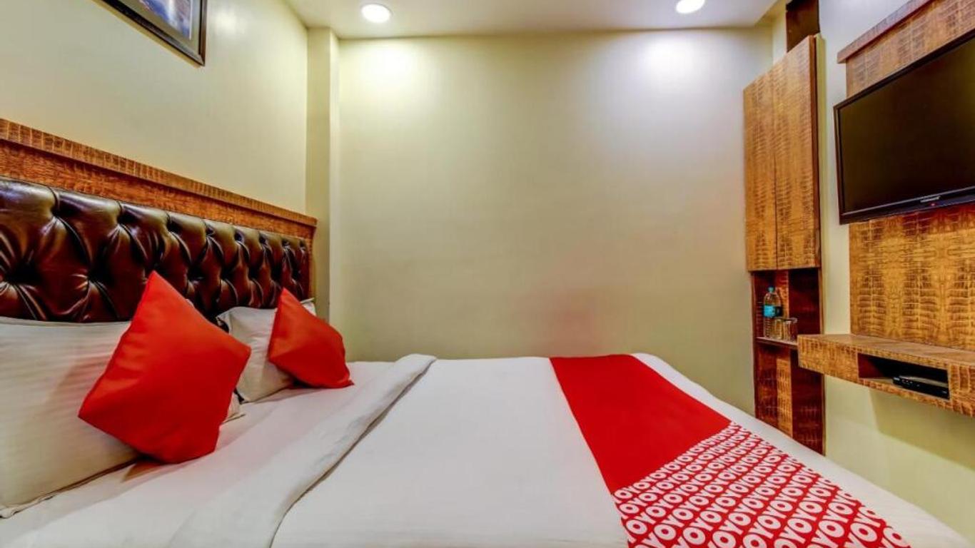 Hotel Sarthak Palace