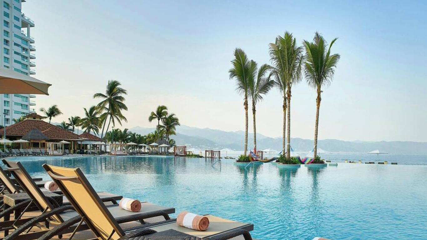 Marriott Puerto Vallarta Resort & Spa