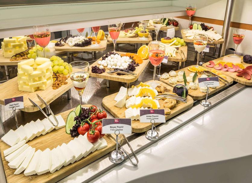 Buffet Photo