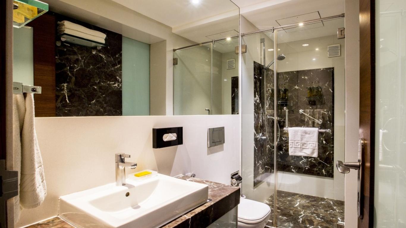 Hotel Bawa Continental