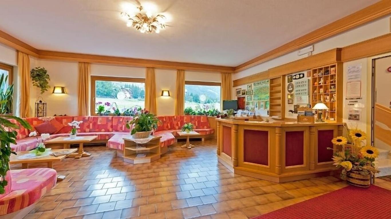 Hotel Cesa Edelweiss