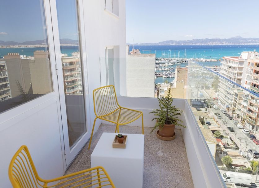 Balcony Photo