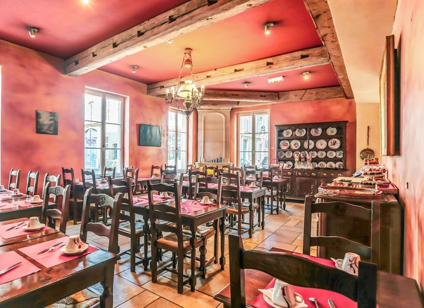 Restaurant Photo