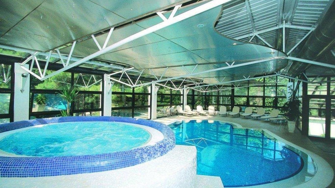 Hotel Flores