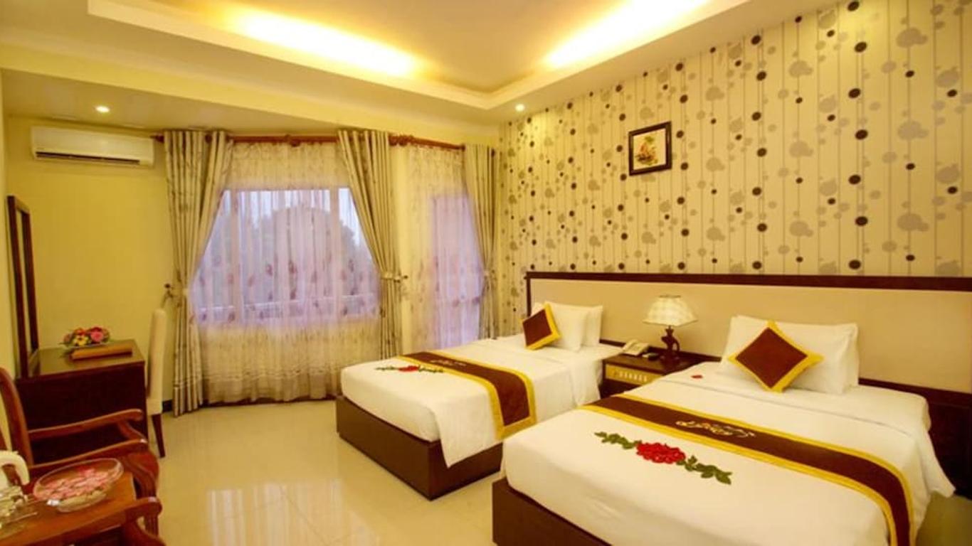 Luxury Nha Trang Hotel