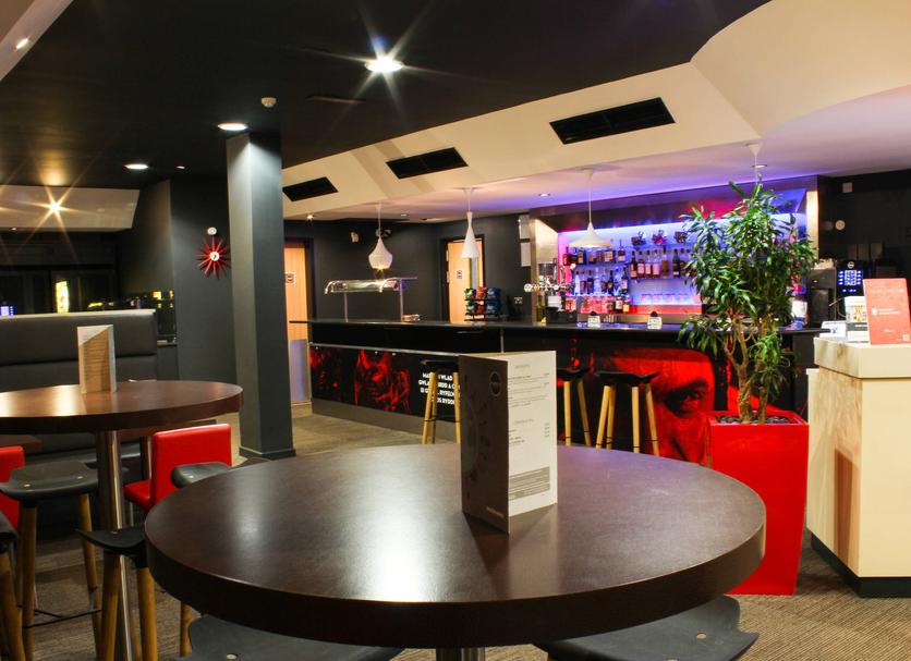 Bar Photo