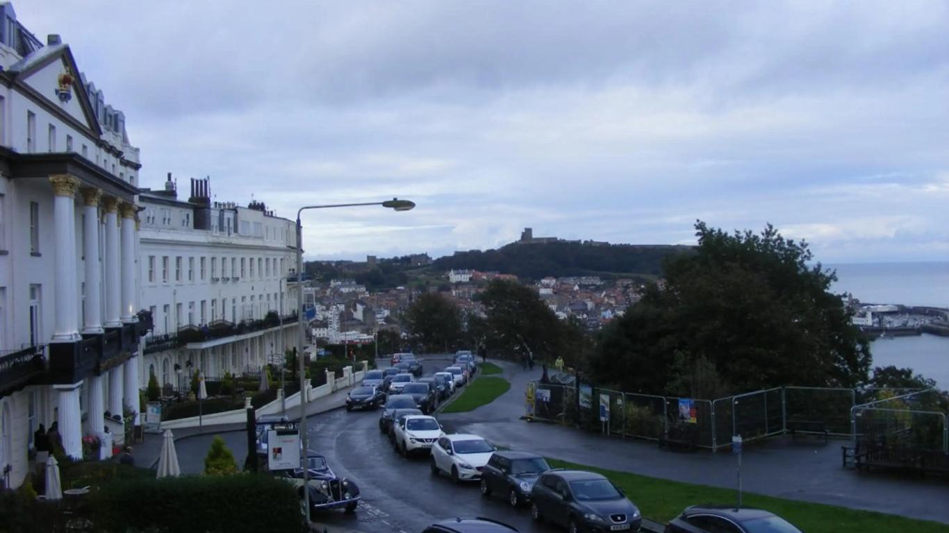 Highlander Hotel