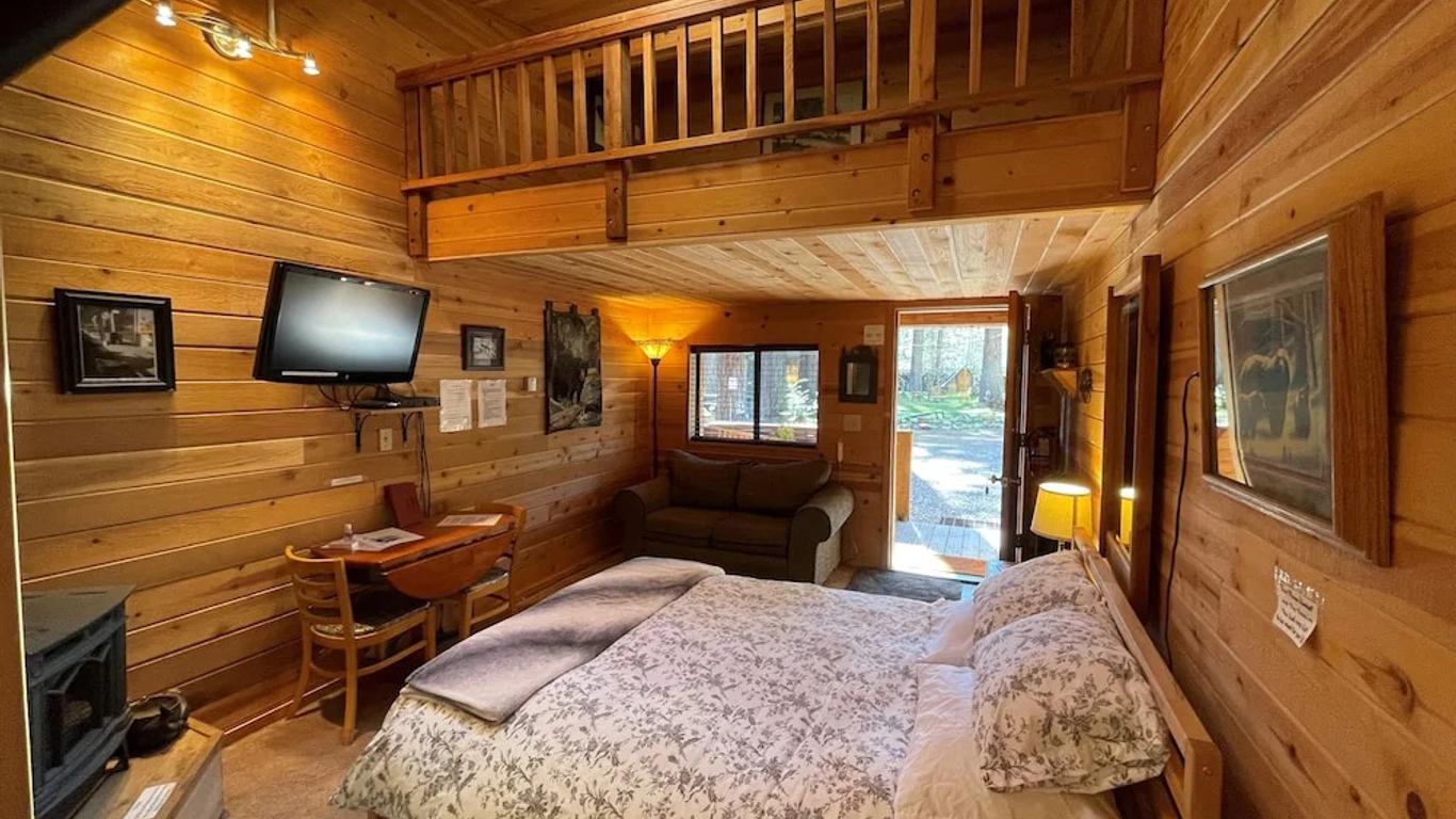Holly's Place