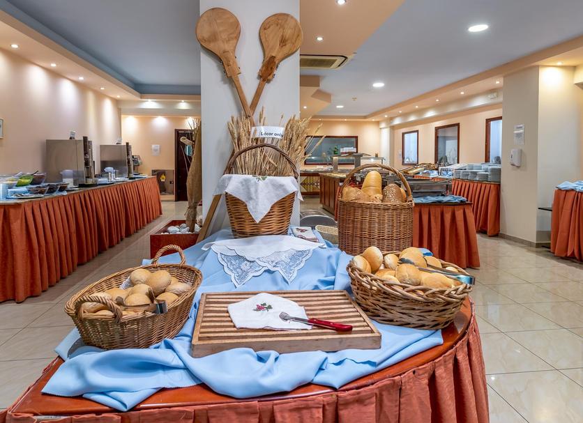 Buffet Photo