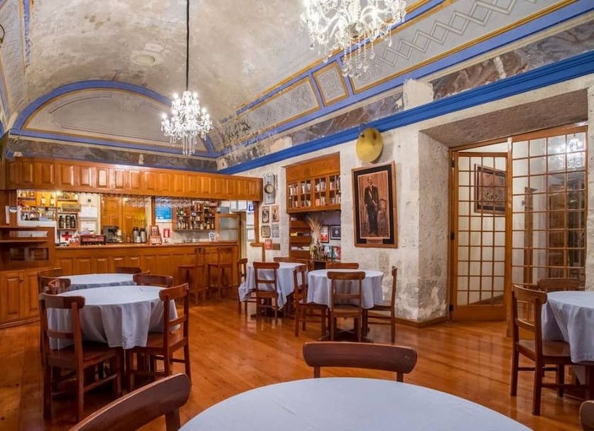 Restaurant Photo